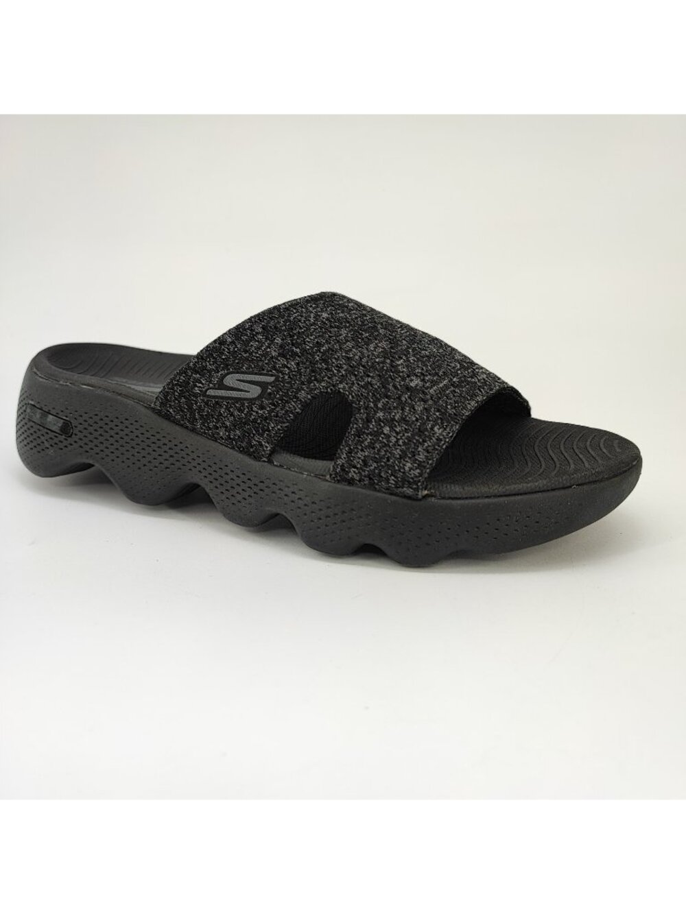 Skechers Go Walk Massage Fit Vogue Women's Size 9 Sandals Textile Black 140626
